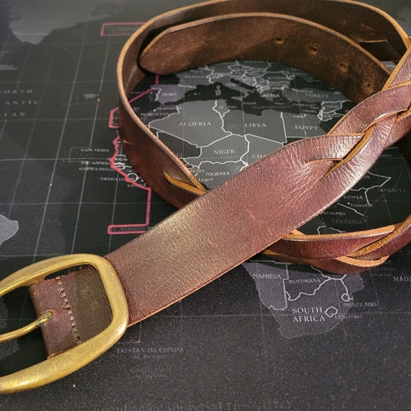 Abercrombie & Fitch Brown Leather Belt with Metal Buckle. Size M - Picture 3 of 8